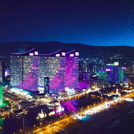 Orbi City Batumi Star Aparthotel Esterno foto