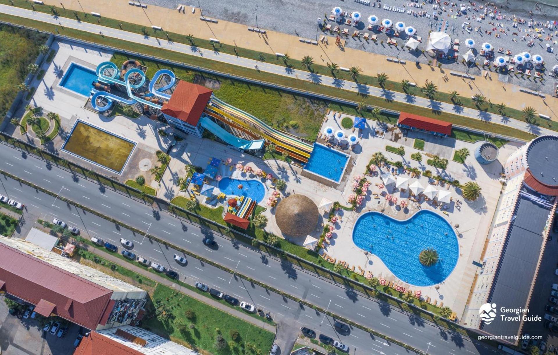 Orbi City Batumi Star Aparthotel Esterno foto